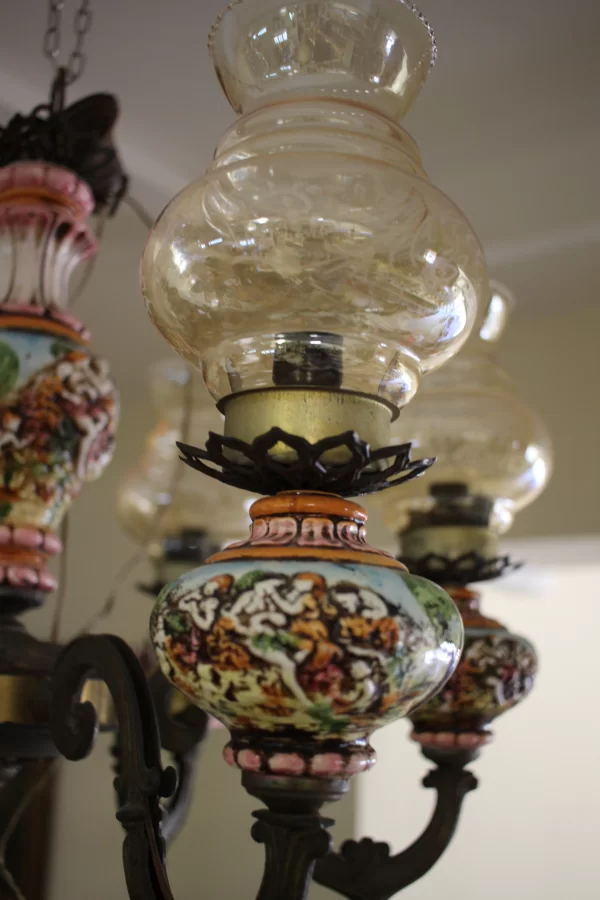 Lampadario in Ceramica Capodimonte