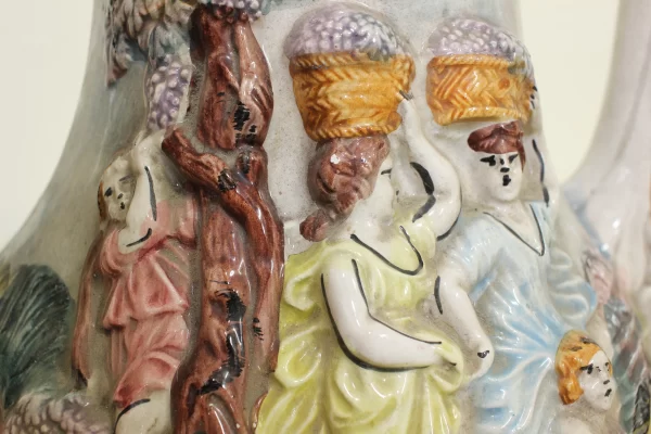 Brocca in Ceramica Capodimonte Decorata