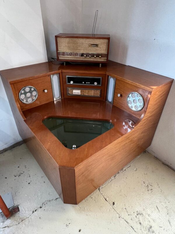 MOBILE RADIO AD ANGOLO ANNI '50/60