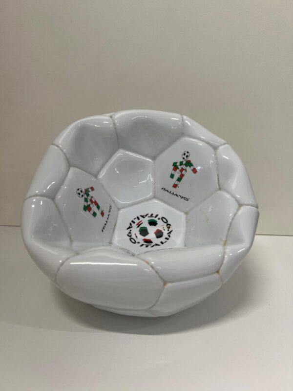 SCULTURA IN CERAMICA FAENZA 'PALLONE ITALIA '90'