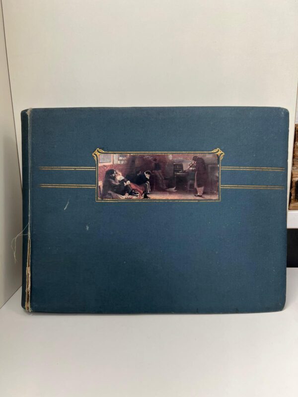ALBUM CON FOTO VINTAGE E CARTOLINE VARIE