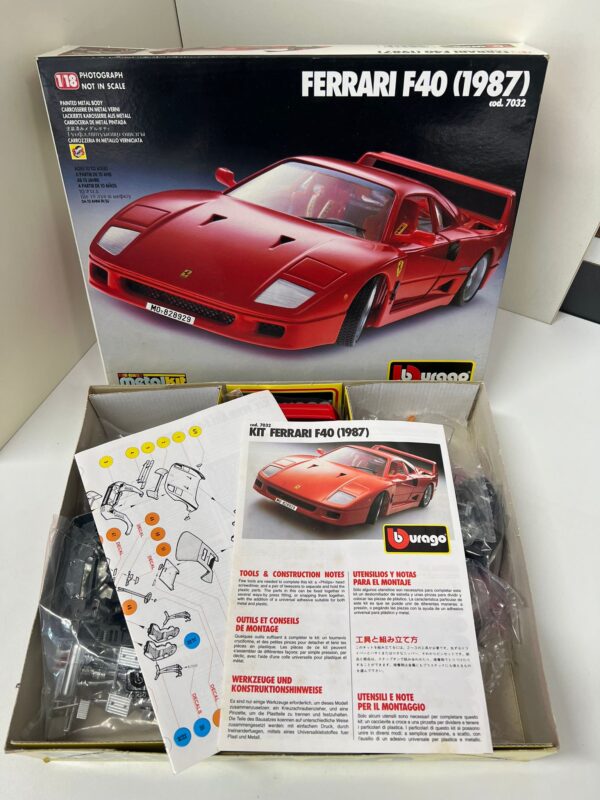 MODELLINO FERRARI F40 (1987) BURAGO - immagine 7