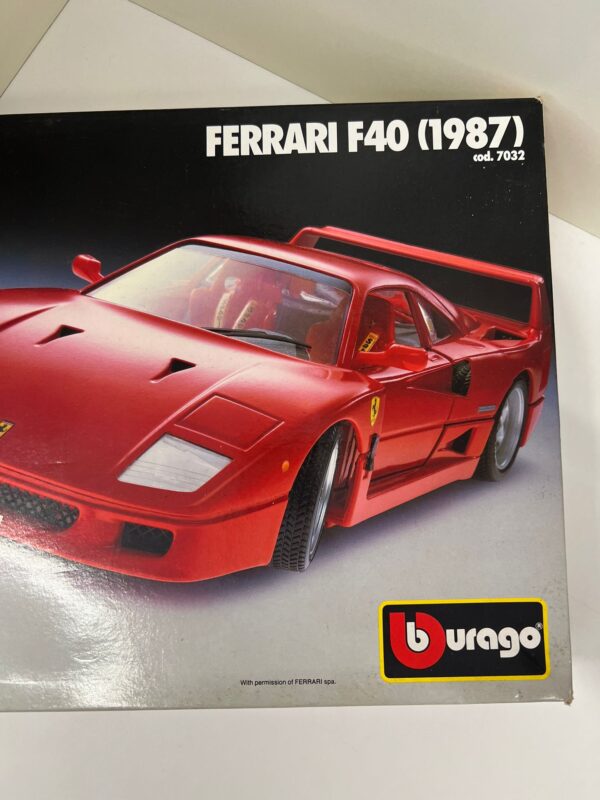 MODELLINO FERRARI F40 (1987) BURAGO - immagine 5