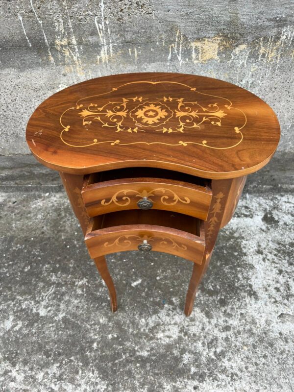 TAVOLINO BASSO DECORATO CON CASSETTI - immagine 8