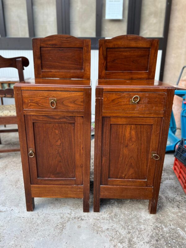 COPPIA DI COMODINI IN LEGNO